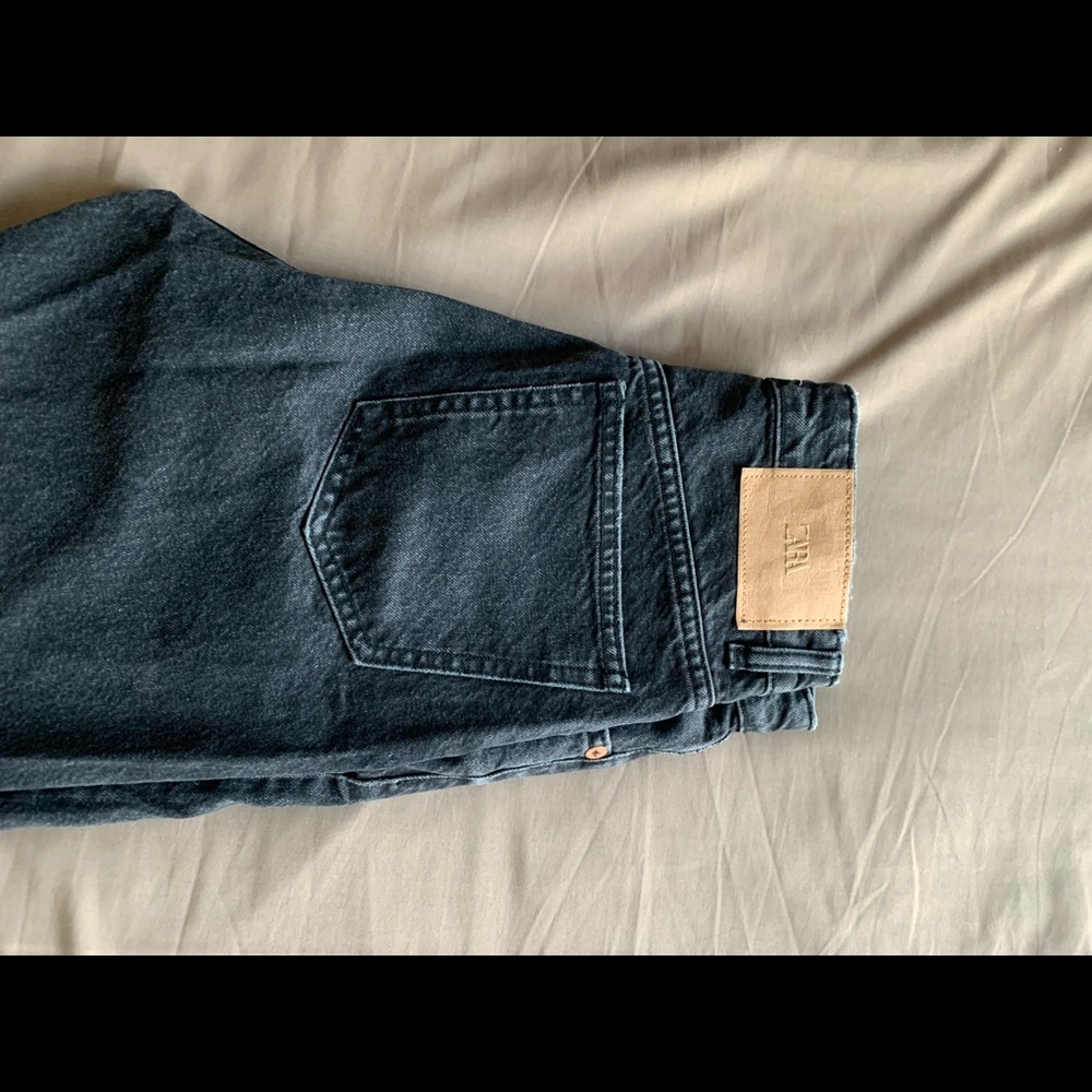 Zara “cropped” ankle cut-slightly wide leg